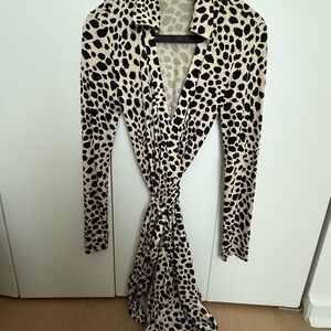 Diane Von Furstenberg Black and Cream Animal Print Long Sleeve Dress